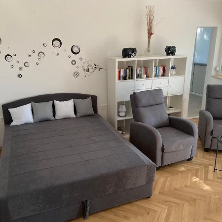 Apartment Bono ポレッチ エクステリア 写真