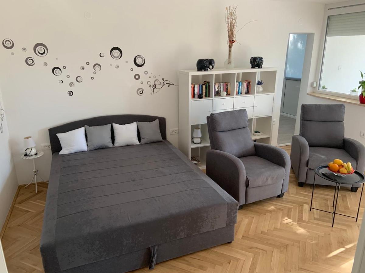 Apartment Bono ポレッチ エクステリア 写真